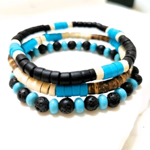 Drielaagse heren kralenarmband set met lavasteen en turquoise houten kralen
