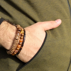 Bracciali multistrato retrò da uomo con perline di legno naturale e agata