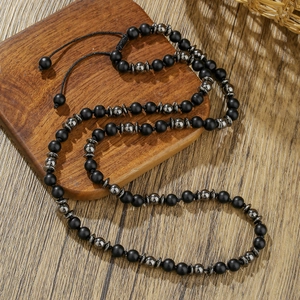 Collier perles homme ajustable avec hématite noire mate et séparateurs métalliques