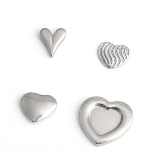Ensemble de pendentifs cœur en acier inoxydable punk avec quatre designs argentés
