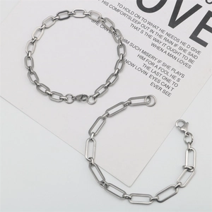 Bracciali minimalisti in acciaio inossidabile con catena a maglie e graffetta argento