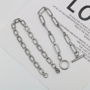 Bracciali a catena a maglie quadrate in acciaio inossidabile con chiusura OT e moschettone