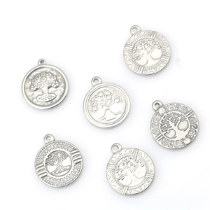 Set de seis colgantes árbol de la vida redondos en acero inoxidable plata vintage para DIY