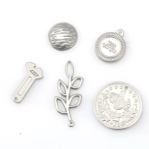 Stainless Steel DIY Jewelry Charms Pendants Punk Wrench Leaf Round Plate Mas Que Ayer Silver Tone Craft Making Accessory