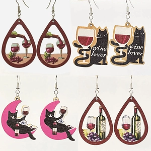 Vintage Wood Cat Wine Lover Drop Earrings For Women Funny Moon Grape Printed Wooden Hook Earrings Party Jewelry Gift