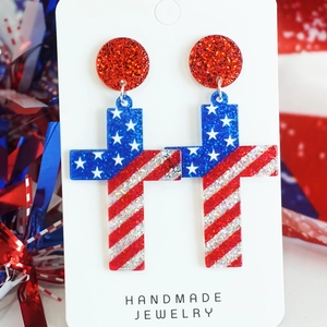 Sparkling American flag cross earrings with glitter for Independence Day party