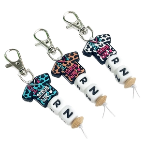 Nurse Day Keychain Scrub Life RN Registered Nurse Silicone Beads Leopard Cow Print Medical Gift For Nurse Women Bag Charm