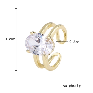 Détails et dimensions de la bague double dorée avec une grande pierre de zircon