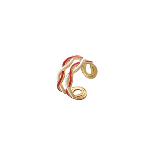 Détail de pétales de fleurs en émail rouge et blanc sur une bague tressée ajustable
