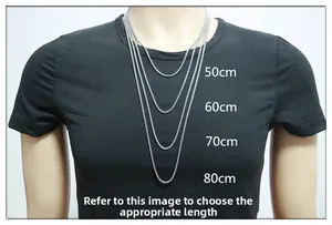 Größentabelle für Edelstahlketten mit Längen von 50 cm bis 80 cm an einem Modell