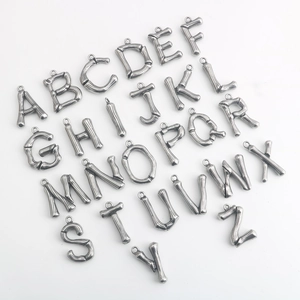 Bambus-Stil Vintage-Silber 26 Buchstaben Alphabet Anhänger für Halsketten