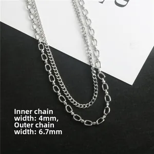 Dettaglio doppia catena argento con maglia da 4mm e maglie testurizzate da 6,7mm