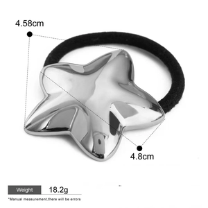 Dettaglio dell'elastico a stella argento con misure 4,58cm x 4,8cm e peso di 18,2g
