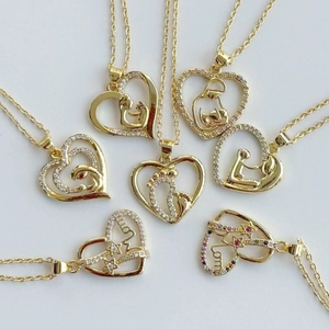 Copper Gold Plated Heart Mom Pendant Necklace For Women Rhinestone Mother Hugging Child Geometric Jewelry Mother's Day Gift