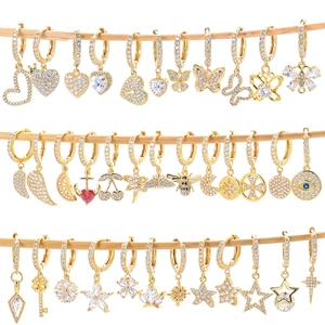 Orecchini a Cerchio Huggie in Rame Placcato Oro Con Zirconi a Forma di Cuore Per Donna Creativo DIY Pendente Farfalla Stella
