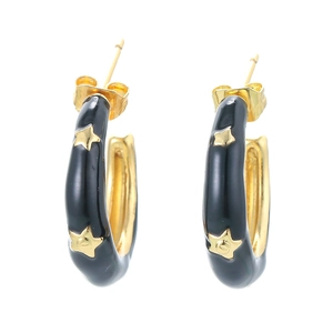 Boucles d'oreilles créoles en émail noir en forme de C avec motifs d'étoiles dorées