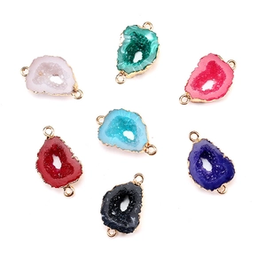 Vergulde geode liphangers in zeven kleuren voor DIY armbanden en halskettingen