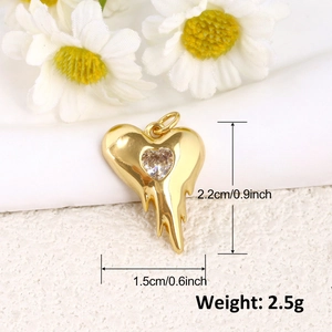 Pendentif cœur style lave avec pierre zircon et dimensions de 2,2 cm par 1,5 cm