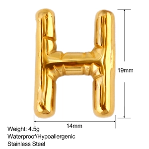 Detail showing gold stainless steel H bubble pendant dimensions and 19mm height