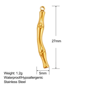Detailed view of heart-shaped gold bamboo pendant with 27mm height measurement