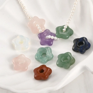 Handmade flower shaped natural crystal stone pendants for DIY jewelry in assorted colors