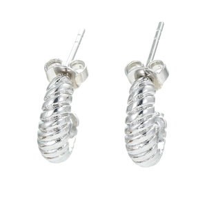 Orecchini a cerchio J stile croissant in argento con trama intrecciata e chiusura farfalla