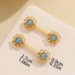 Par de piercings para pezón de girasol dorados con opalo azul sobre base de piedra