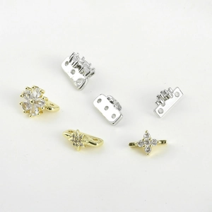 Goldene und silberne Stern- und Blumen-Abstandshalter aus Zirkonia für DIY-Schmuck