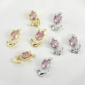 Macro di ciondoli a tulipano in oro e argento con zirconi rosa per creare gioielli