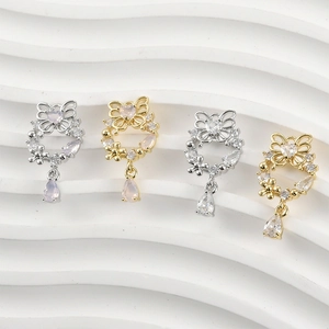 Elegante 14k vergoldete Herz-Schmetterling-Kranz-Anhänger für die DIY-Schmuckherstellung