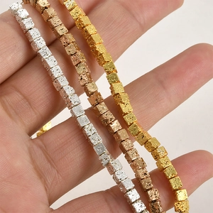 Vergoldete quadratische Lavasteinperlen in Gold, Silber und Roségold für DIY Schmuck