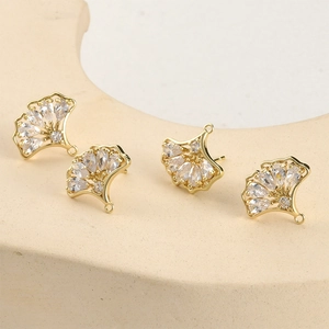 Boucles d'oreilles ginkgo plaquées or 14 carats avec zircons pour création bijoux
