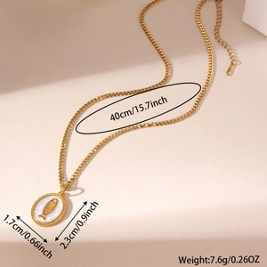 Gouden roestvrijstalen oceaan ketting met visreliëf hanger en elegante gourmetschakel