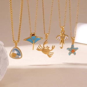 Stainless Steel Ocean Sea Creature Pendant Necklace Gold Plated Starfish Crab Manta Ray Elephant Clavicle Chain Jewelry For Women