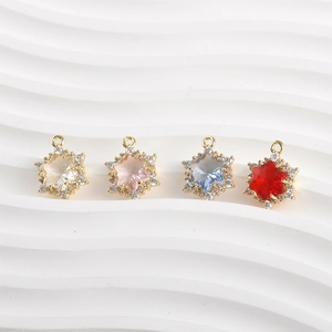 Pendentif flocon de neige plaqué or 14 carats avec zircone pour création de bijoux