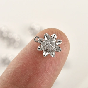 Exquisite 14k gold plated flower pendant with sparkling zircon inlays for DIY jewelry