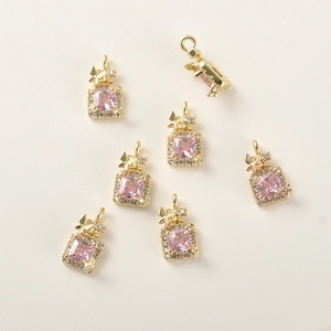 Parfümflaschen-Anhänger in Gold mit rosa Zirkonia und Schmetterling für DIY-Schmuck