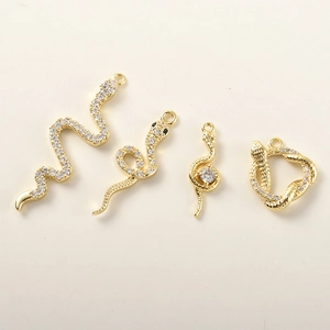 14k vergoldete Schlangenanhänger mit Zirkonia-Besatz für DIY-Schmuckherstellung