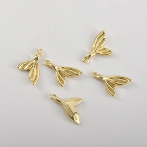 Lot de 5 pendentifs queue de baleine en cuivre plaqué or 14k pour bijoux DIY