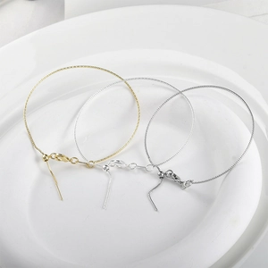 Verstellbare 14k vergoldete Box-Ketten-Armbänder mit Gleitperlen und Nadelenden