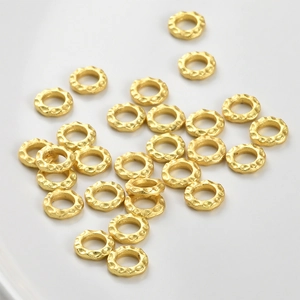 Gold plated hammered spacer rings with hollow design for DIY jewelry making and bracelets