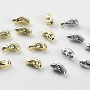 Perles d'espacement irrégulières plaquées or 14k dorées et argentées pour bijoux