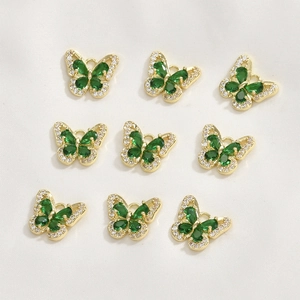 Ciondolo a Farfalla in Zircone Verde Smeraldo Rame Placcato Oro 14k Solo Ciondolo Senza Catena per Accessori Creazione Gioielli Fai Da Te