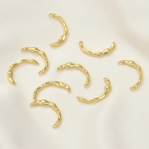 Set of 8 gold plated irregular textured C-shape rings with loops for DIY jewelry making