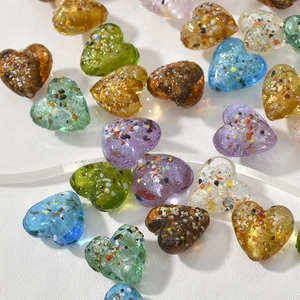 Perle a cuore 15mm in vetro con foglia d'argento e macchie colorate per gioielli fai-da-te