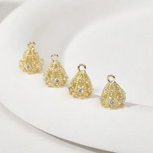 Macro di ciondolo a ombrello placcato oro 14k con zirconi per creazione gioielli fai-da-te