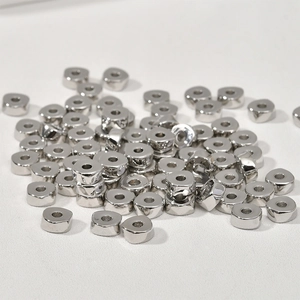Perles intercalaires triangulaires argentées pour la création de bijoux DIY
