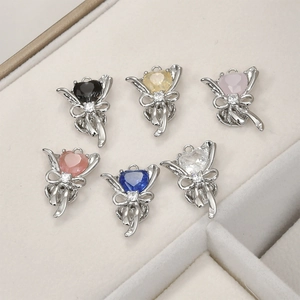 Pendentifs bouquet de cœurs en cuivre doré 14k avec zircone pour création de bijoux