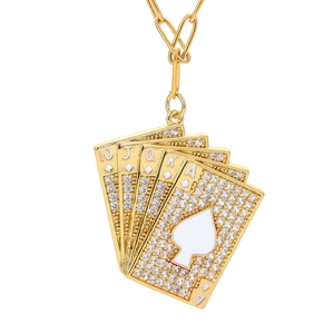 Collana con ciondolo poker reale in oro con zirconi cubici a micro-pavé scintillanti