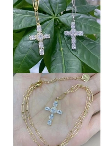 Men's hip-hop crystal cross pendant on paperclip chain necklace made of stainless steel